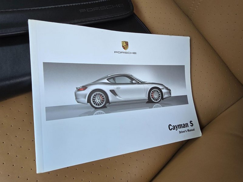 PORSCHE CAYMAN