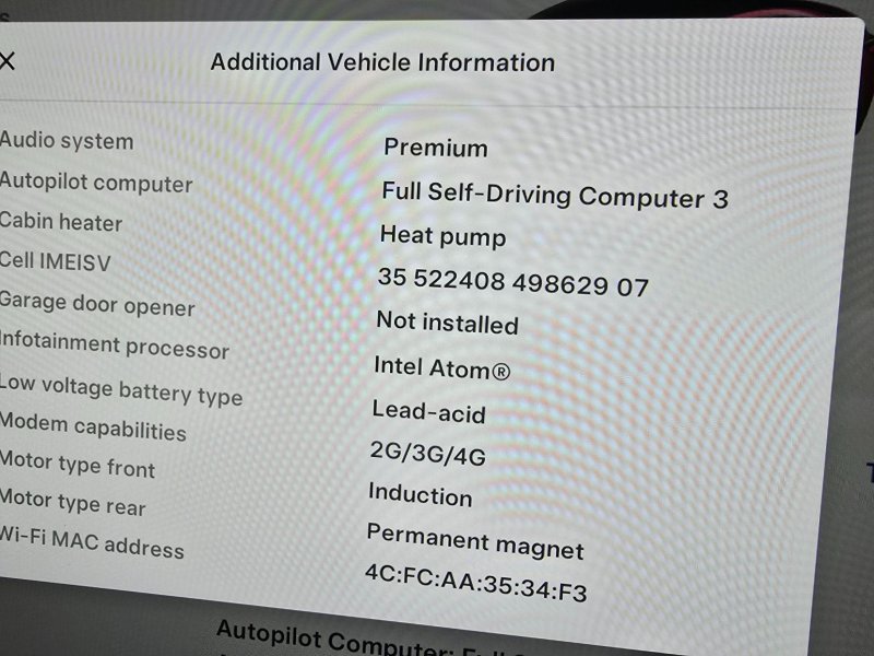 TESLA MODEL 3