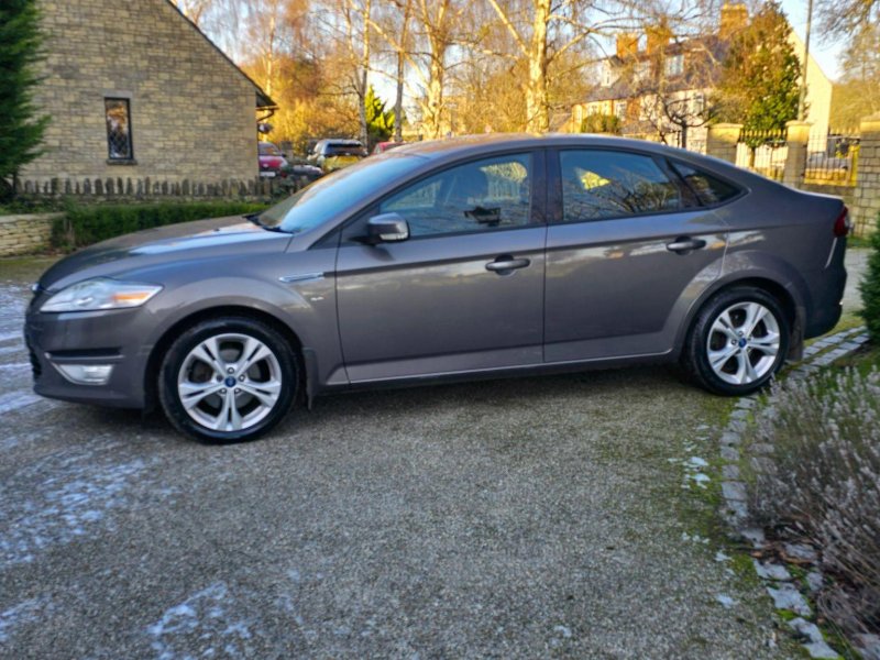 FORD MONDEO