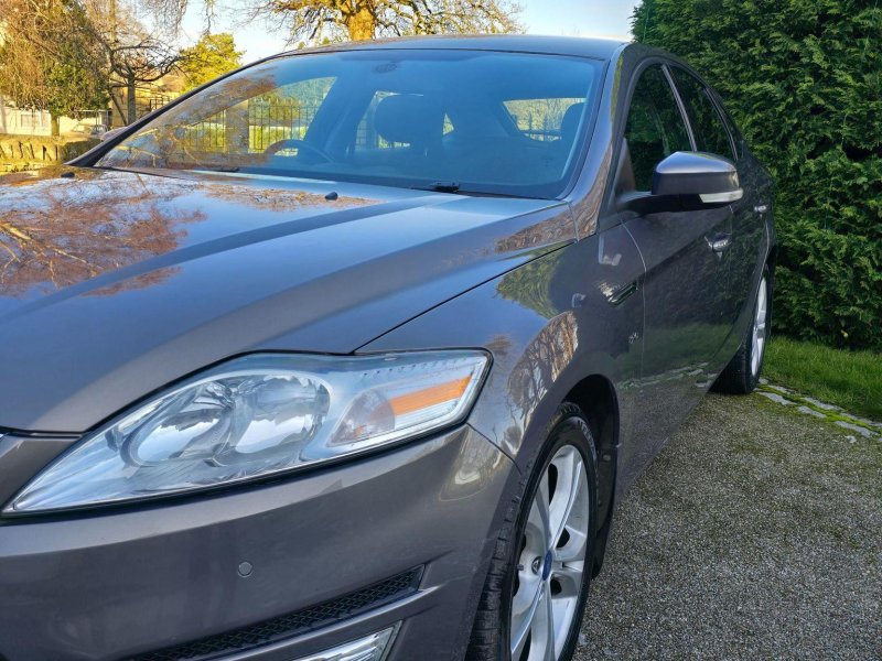 FORD MONDEO