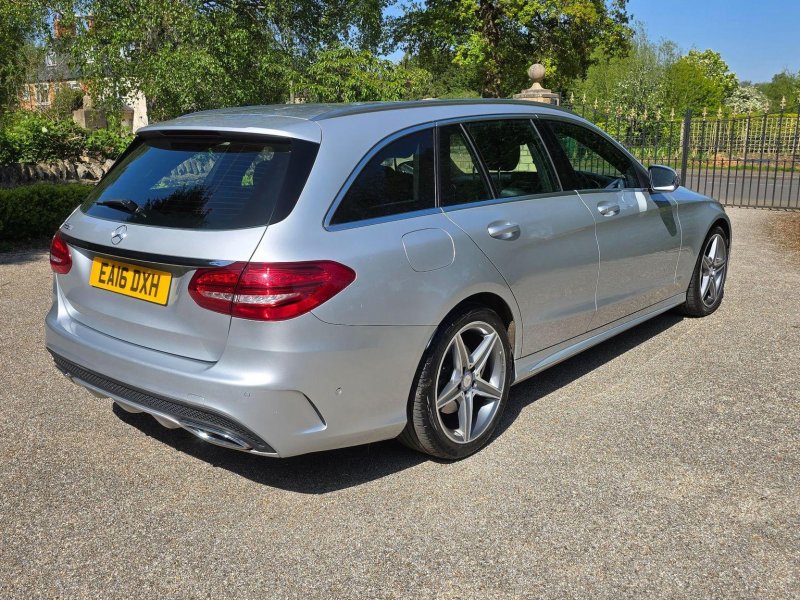 MERCEDES-BENZ C CLASS