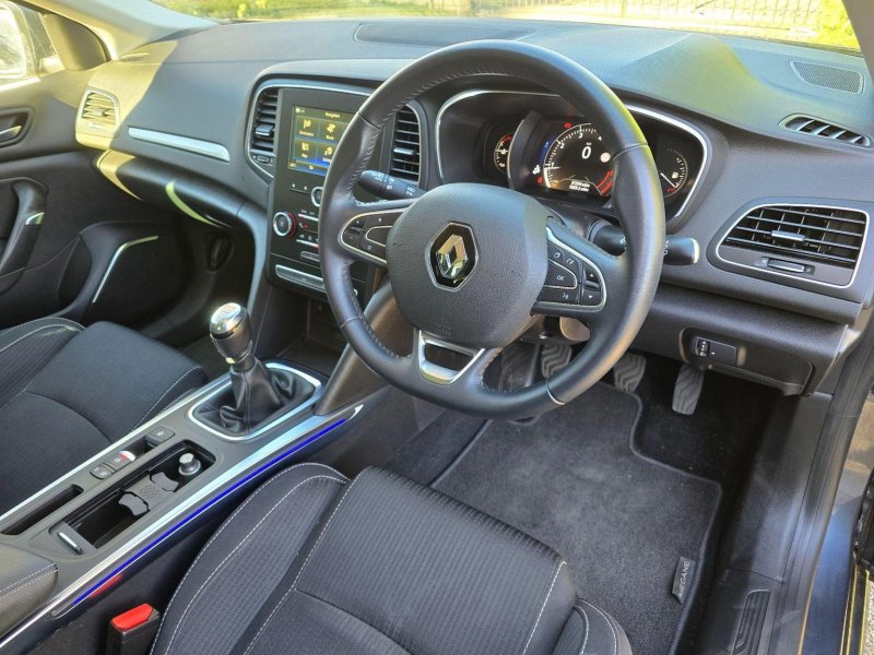 RENAULT MEGANE