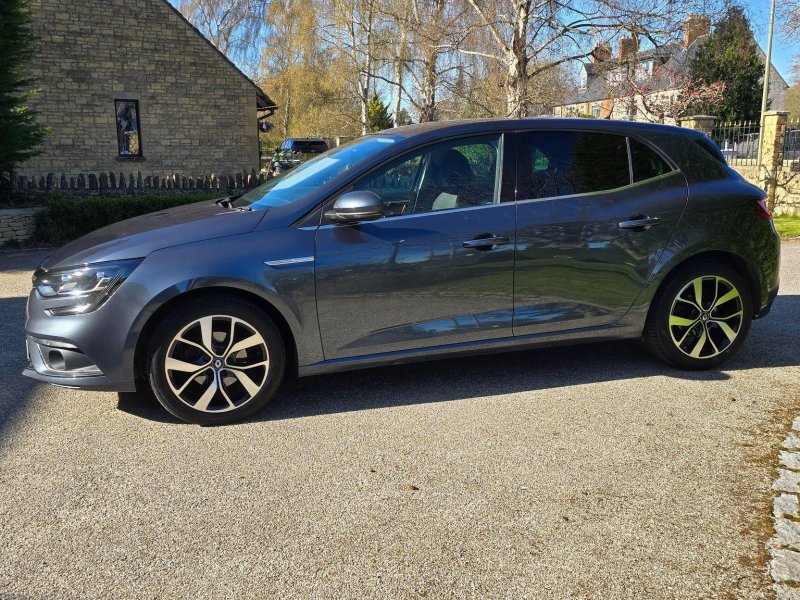 RENAULT MEGANE
