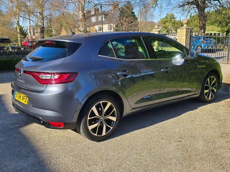 RENAULT MEGANE